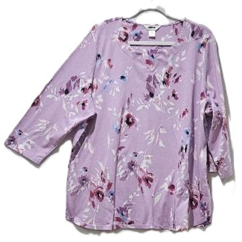 New CJ BANKS LAVENDER WATERCOLOR FLORAL V-NECK ¾ SLEEVE COTTON TOP  2X